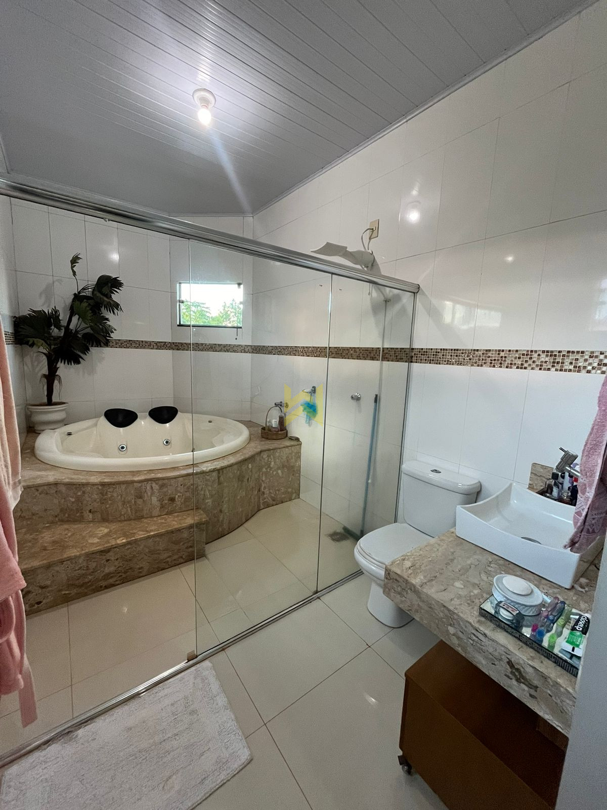 Chácara à venda em Vilhena com piscina Chácara à venda em Vilhena com piscina