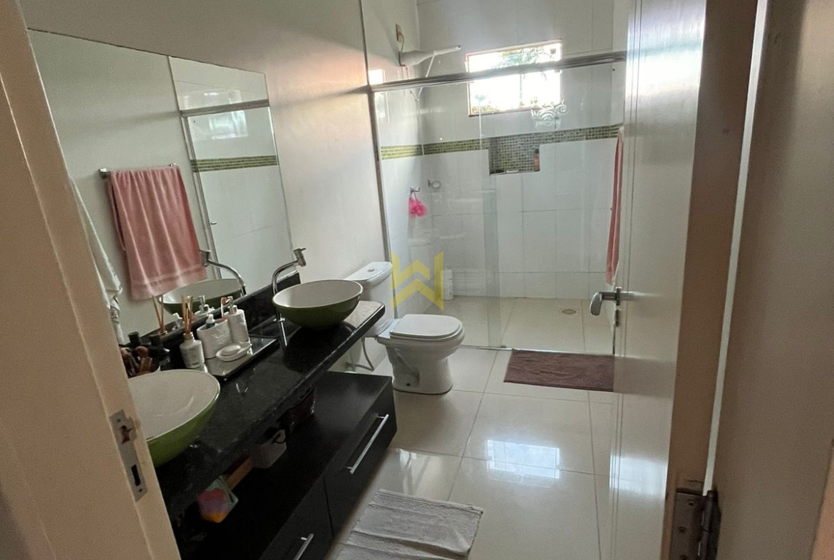 Chácara à venda em Vilhena com piscina