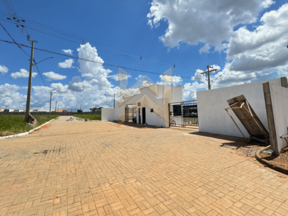 LOTE EM CONDOMINIO VILHENA