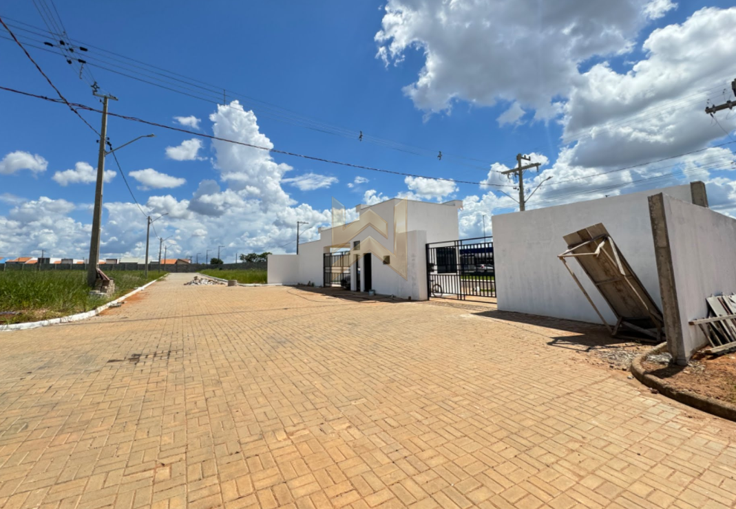 LOTE EM CONDOMINIO VILHENA