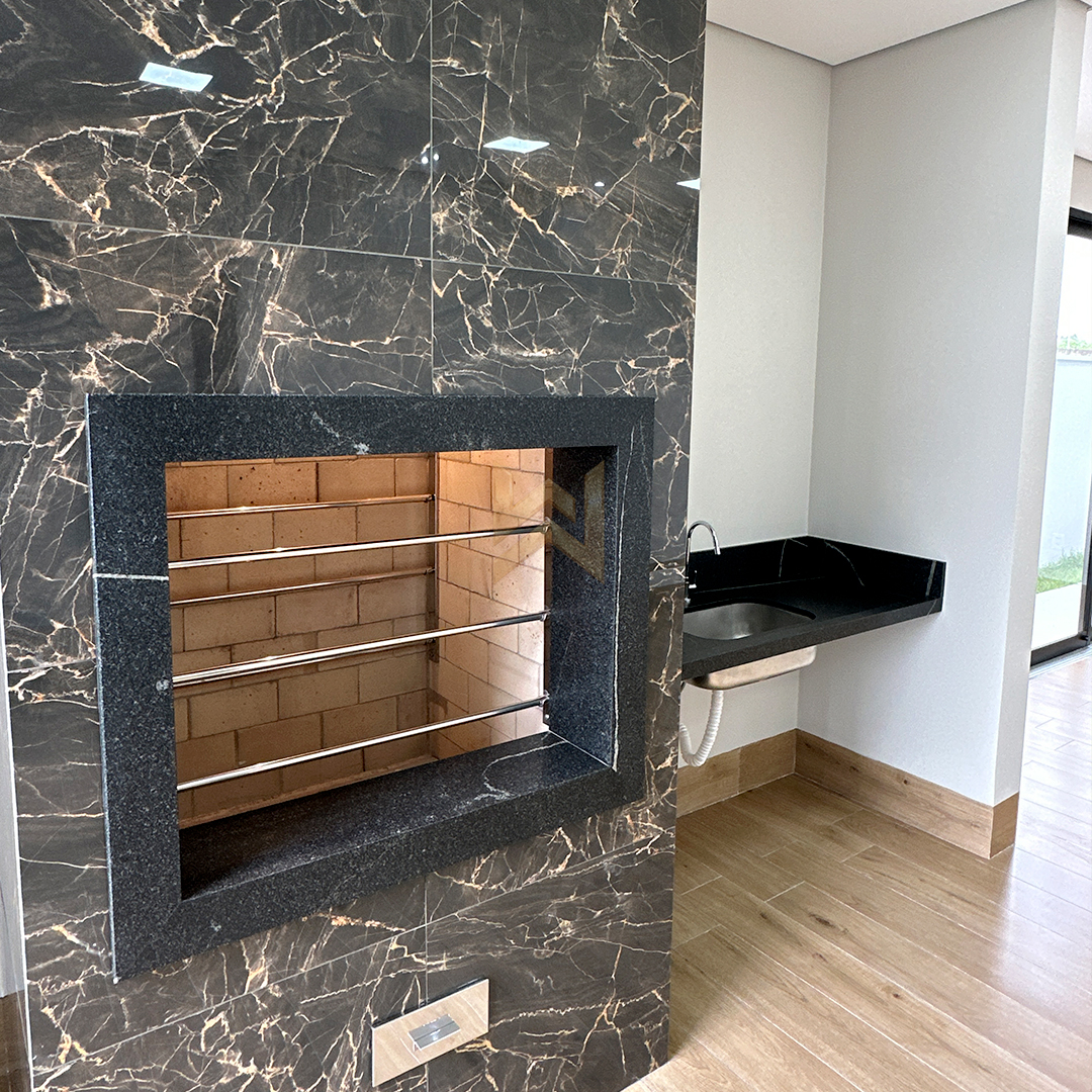 Casa a venda em condominio Vilhena RO Alto padrão